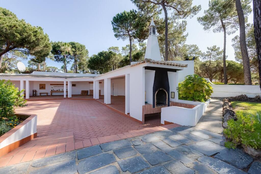 Planalto - Cosy House For 4 In A Private Condo With Pool At Vilamoura Quarteira Exterior photo