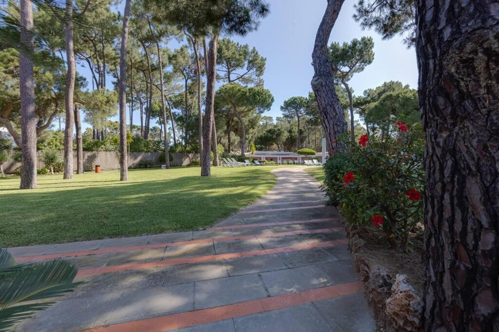 Planalto - Cosy House For 4 In A Private Condo With Pool At Vilamoura Quarteira Exterior photo